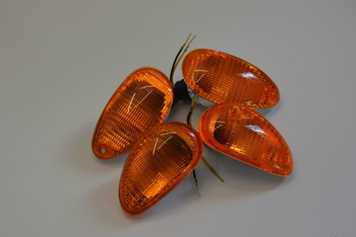 Vespa et paire de - 4, 2