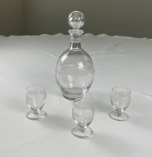 SAINT LOUIS VTG RARE CARAFE &