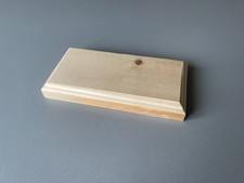 socle en bois brut  pour