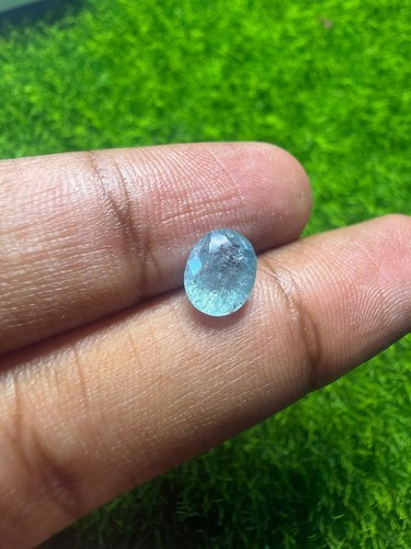 Paraiba tourmaline bleu néon