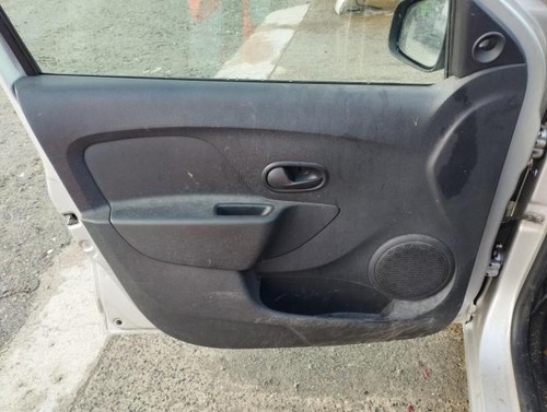 Garniture porte avant - , gauche