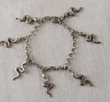 Bracelet décor serpents, en argent massif