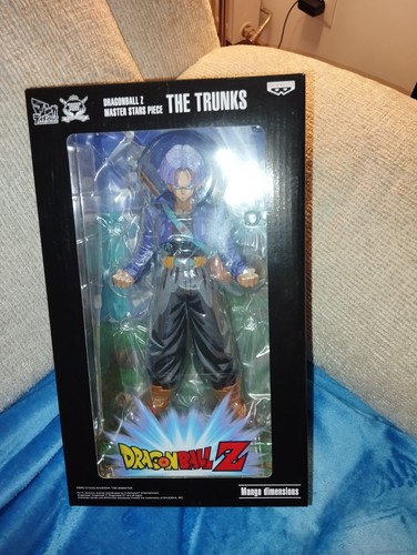 Dragon ball figurine trunks - z,