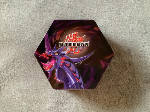 Boite bakugan métal - boite,