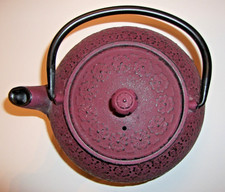 Théière en fonte avec filtre