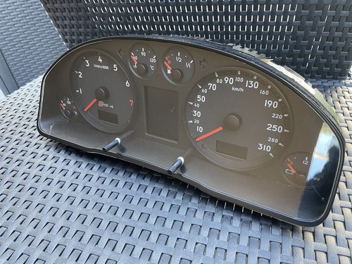Audi rs4 odometer - audi,