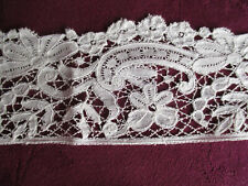 Volant dentelle aux fuseaux