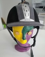 Bombe, casque d'équitation