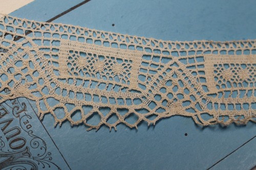 Fine dentelle ancienne lin - en,