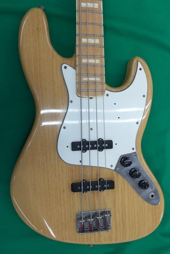 Guitare basse électrique