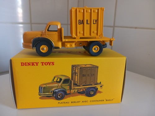 Dinky toys atlas - dinky,