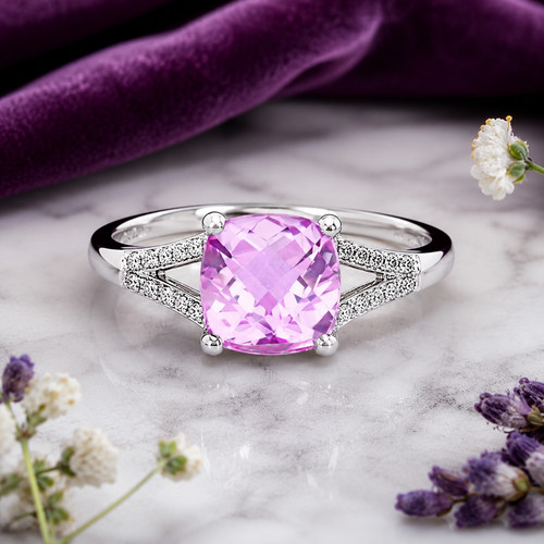 Bague tige fendue saphir rose