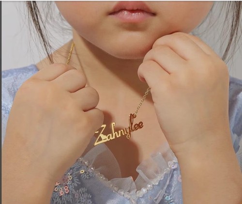 Collier prénom cœur