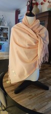 Echarpe, étole, châle