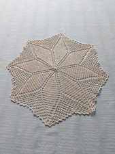 Napperon rond au crochet fait