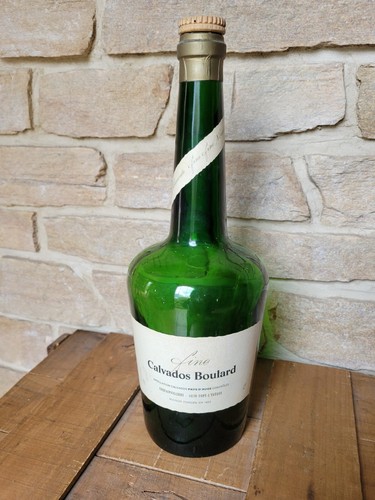 Vieille bouteille fine - bouteille,