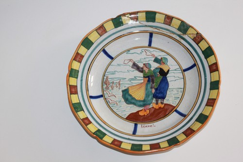 Rare assiette faïence signée - rare,