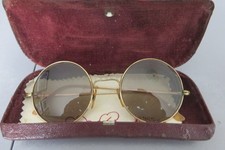 anciennes lunettes de soleil
