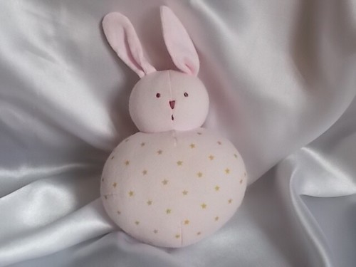 Doudou lapin boule rose