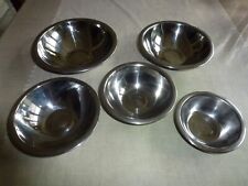 SET DE 5 BOLS SALADIERS EN