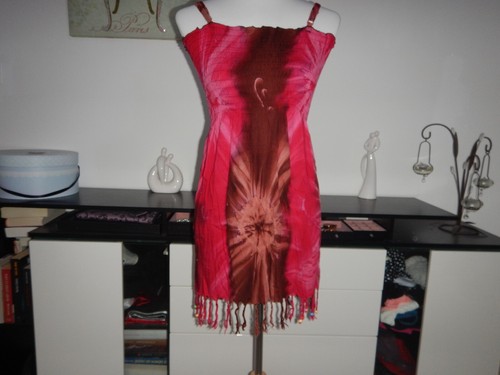 Robe taille attention il - m, attention,
