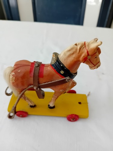 Cheval jouet - cheval,