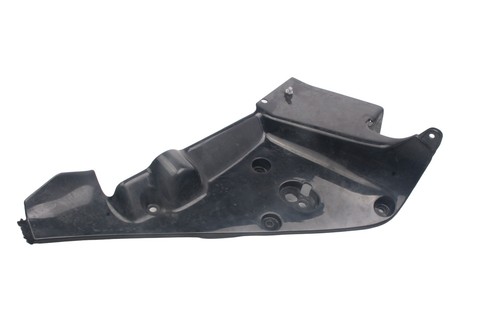 Cache garniture avant - de,