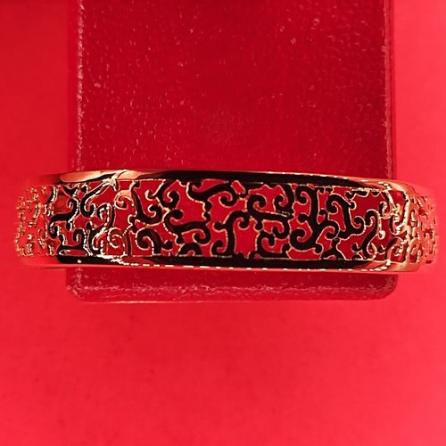 Bracelet jonc ajouré motif
