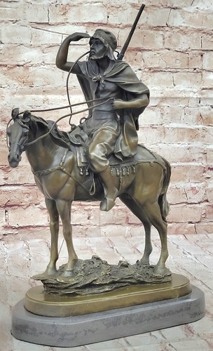 Sculpture bronze signée de - en,