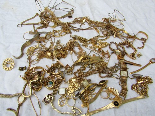 Lot bijoux plaqué doré - lot,