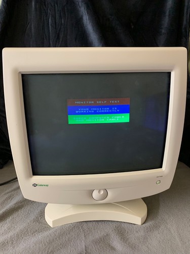 Vintage gateway ev700 17in crt - 17in,