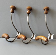 Ancienne patère murale  Porte