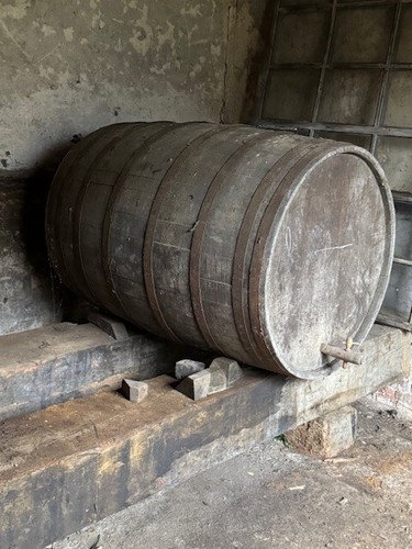 Beau tonneau chêne ancien - tonneau,