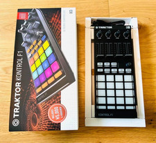 Native Instruments TRAKTOR KONTROL F1 Remix Decks Stems DJ Pad Controller