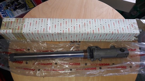 Tube fourche gauche - tube,