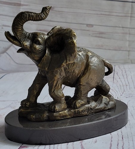 Pure bronze métal statue - pure,