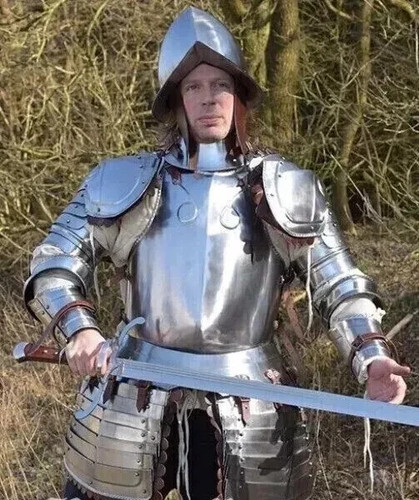 Costume médiéval acier en - costume,