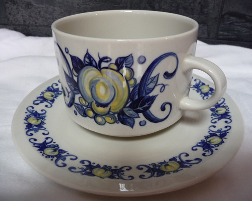 Grande tasse soustasse - grande, tasse+soustasse