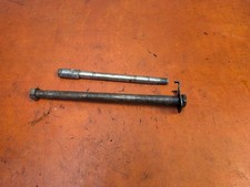 B2 1983 1984 1985 YAMAHA YZ125 YZ 125 FRONT REAR AXLE W/ NUT