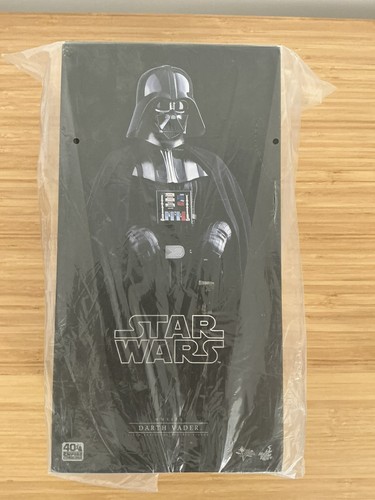 Hot toys mms 572 dark - hot,