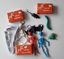 Ensemble gadget squelette bestiole boites tirette fete foraine ducasse