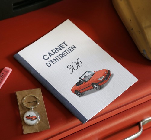 Porte clés carnet - +,