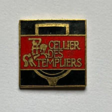 63 - Pin's RED WINE - CELLAR DES TEMPLIERS - WINE