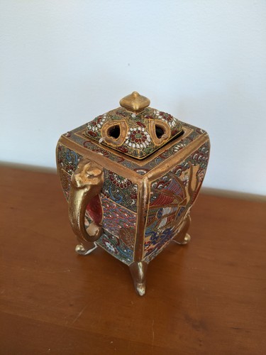 Satsuma signé vase brule