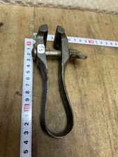 etau outil ancien  étau de