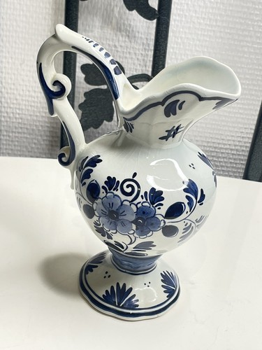 Joli vase cruche - /, vintage