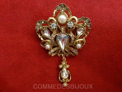 Broche néo classique style - "néo,
