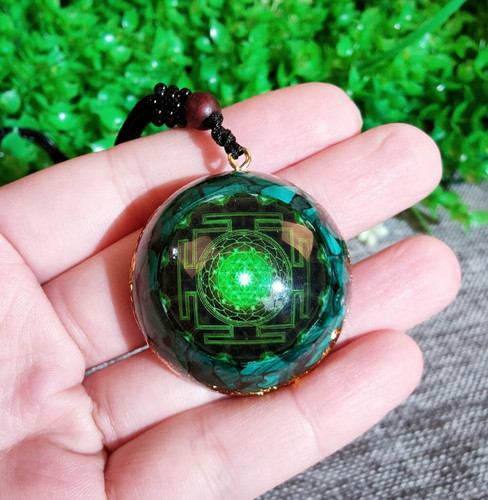 Malachite orgone necklace - malachite,