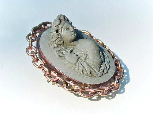 Belle broche ancienne milieu - ancienne,