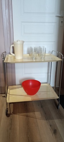 Desserte pliante sur roulettes - pliante,